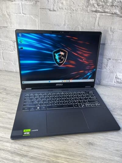 MSI Prestige 14 IA Studio ULTRA 7 155H RTX 4050