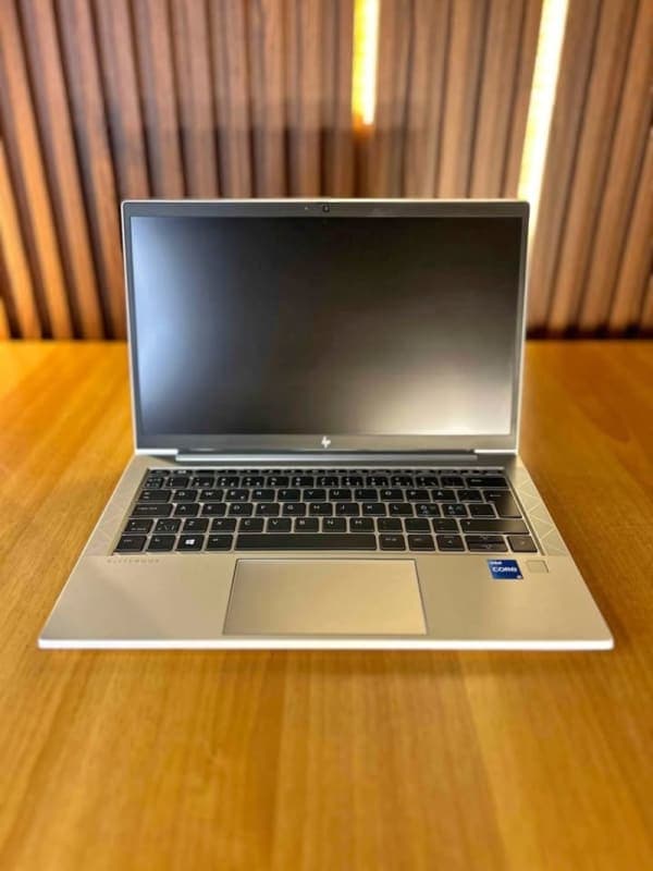HP ELITEBOOK 840 G8 Core I5-1135G7 - photo 1