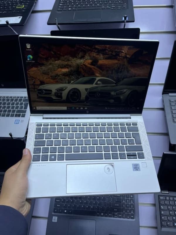 HP EliteBook 830 G7 i5 10210U - photo 1